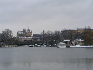 Vue de Metz l'hiver, plan d'eau 